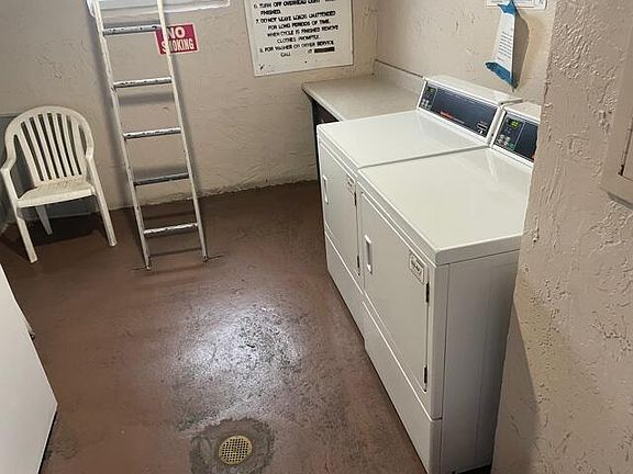 4th image of 725 Lori Dr APT 406