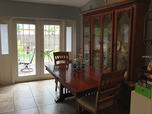 5th image of 1100 Lowry Ave Unit 27