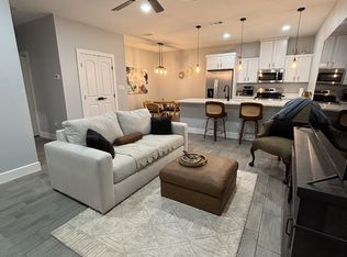 1235 S Plum St, Belton, TX 76513