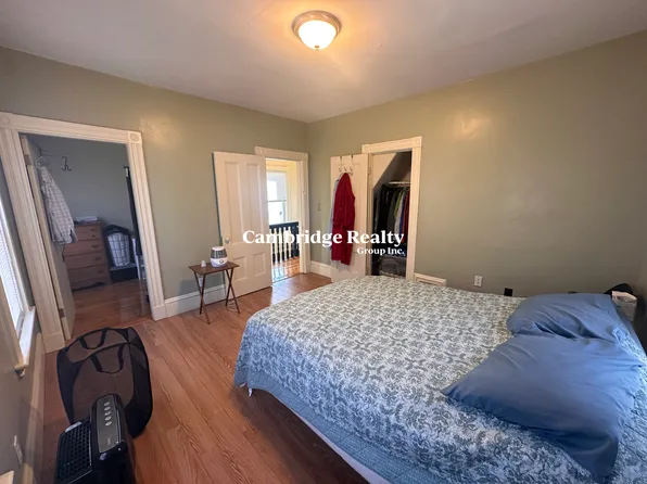 374 Highland Ave #A, Somerville, MA 02144