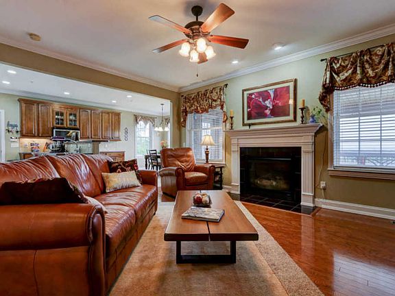 5th image of 9221 Mesa Verde Ln