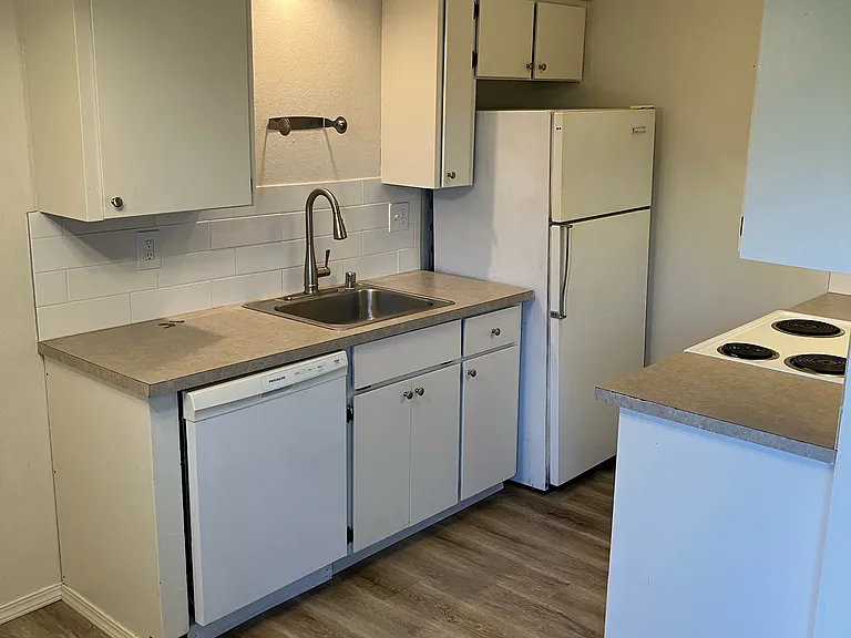 3010 N Stone St #6 — Photo 6