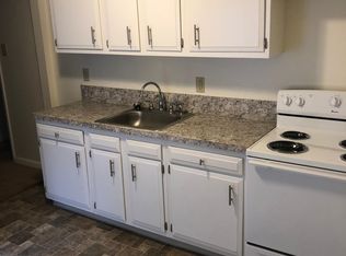 223 N Maple Ave APT 3, Martinsburg, WV 25401