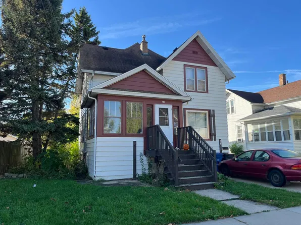 35 W 14th Ave, Oshkosh, WI 54902