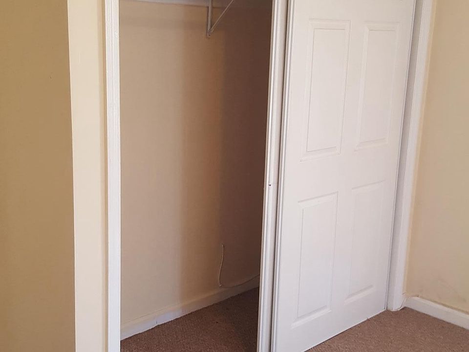 Bedroom Closet