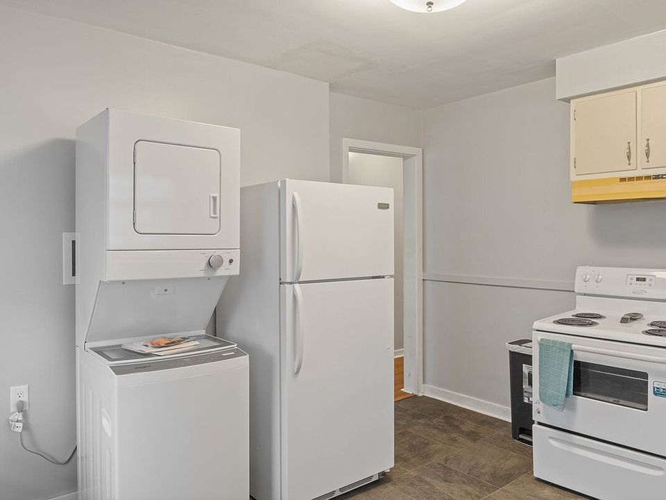 Laundry Room Cabinet