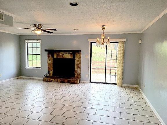 3rd image of 5555 Wylmoor Dr