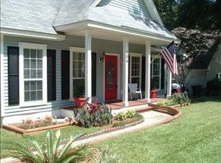 104 Crestview Cir, Daphne, AL 36526