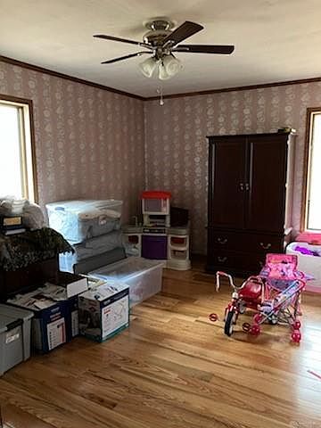 2nd image of 317 McKay Rd