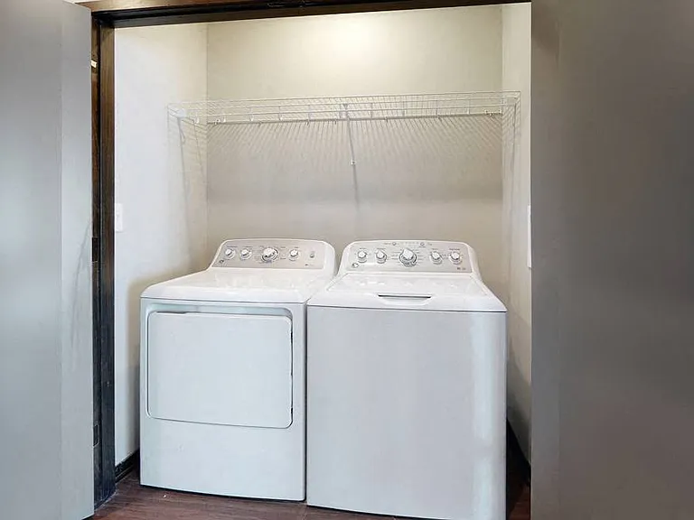 Northridge Heights Apartments — Photo 58
