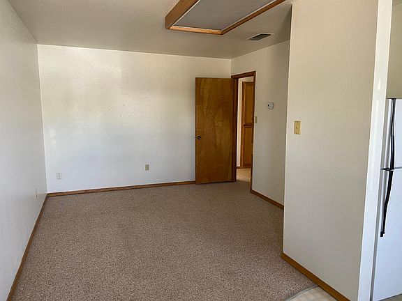 2nd image of 1526 S Avenue H