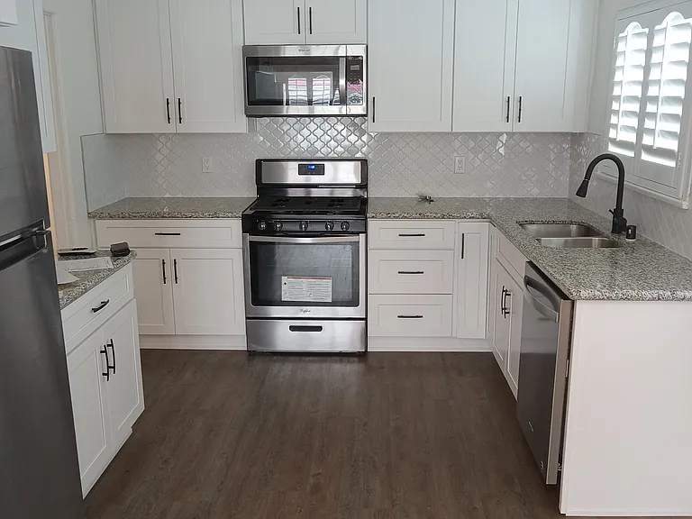 2214 S Marvin Ave #2214 — Photo 5