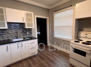 292 Welland Ave #Ave1, Saint Catharines, ON L2R 2P9