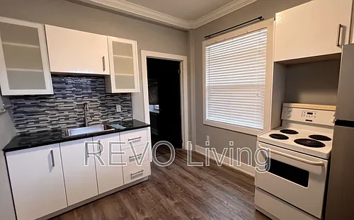 292 Welland Ave #AVE1 Photo 1 292 Welland Ave #AVE1 Photo 1