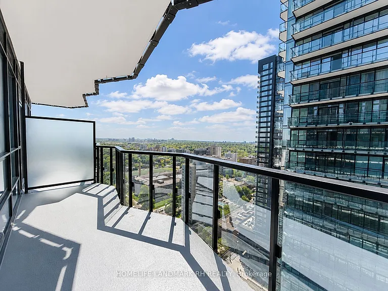 120 Broadway Ave #LPH06 — Photo 11