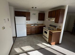 Mason City 24-Unit (Woodlane Apts - 651 6th St), Mason City, IA 50401