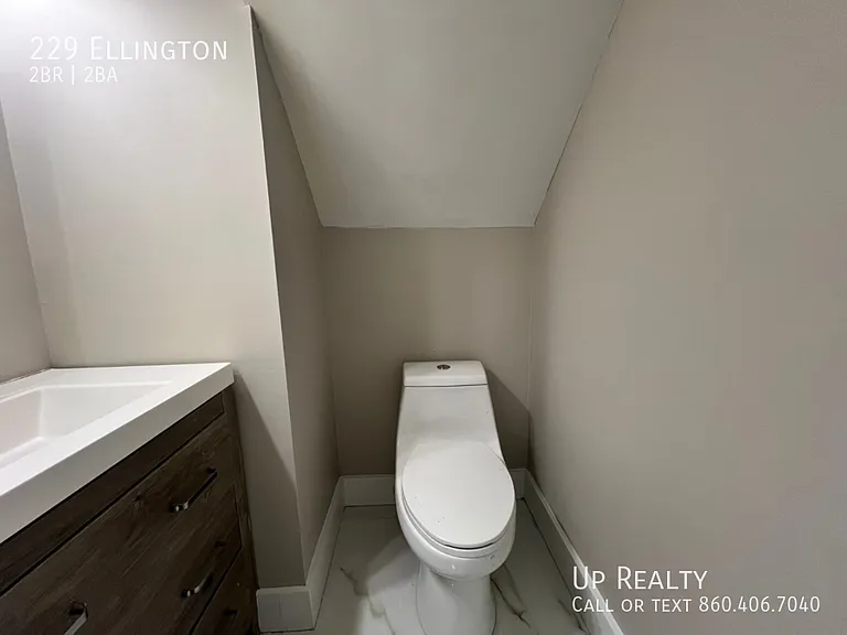 229 Ellington Rd — Photo 22