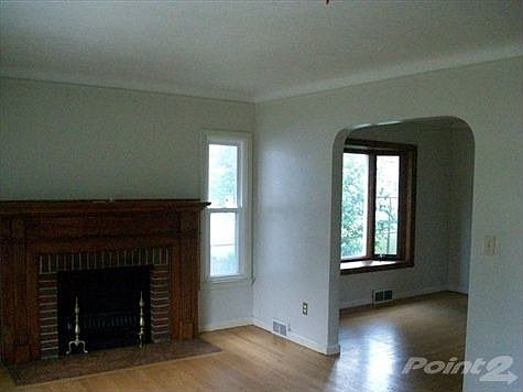 1st image of 6931 Dacosta St