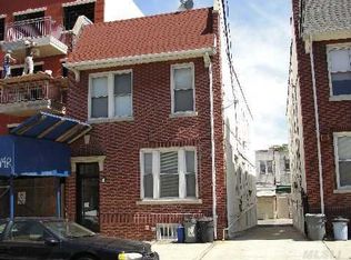 2341 31st Dr, Astoria, NY 11106