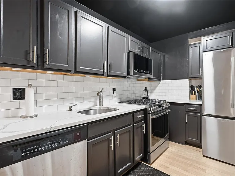 70 S Munn Ave #408 — Photo 19