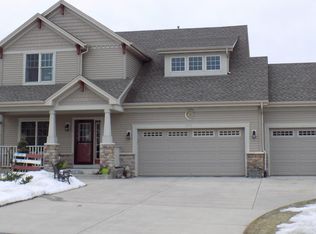 1908 Sunnyslope Dr, Racine, WI 53406