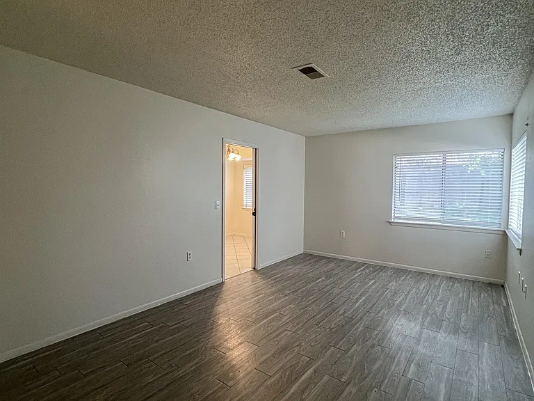 9123 Alpine Trail St — Photo 35