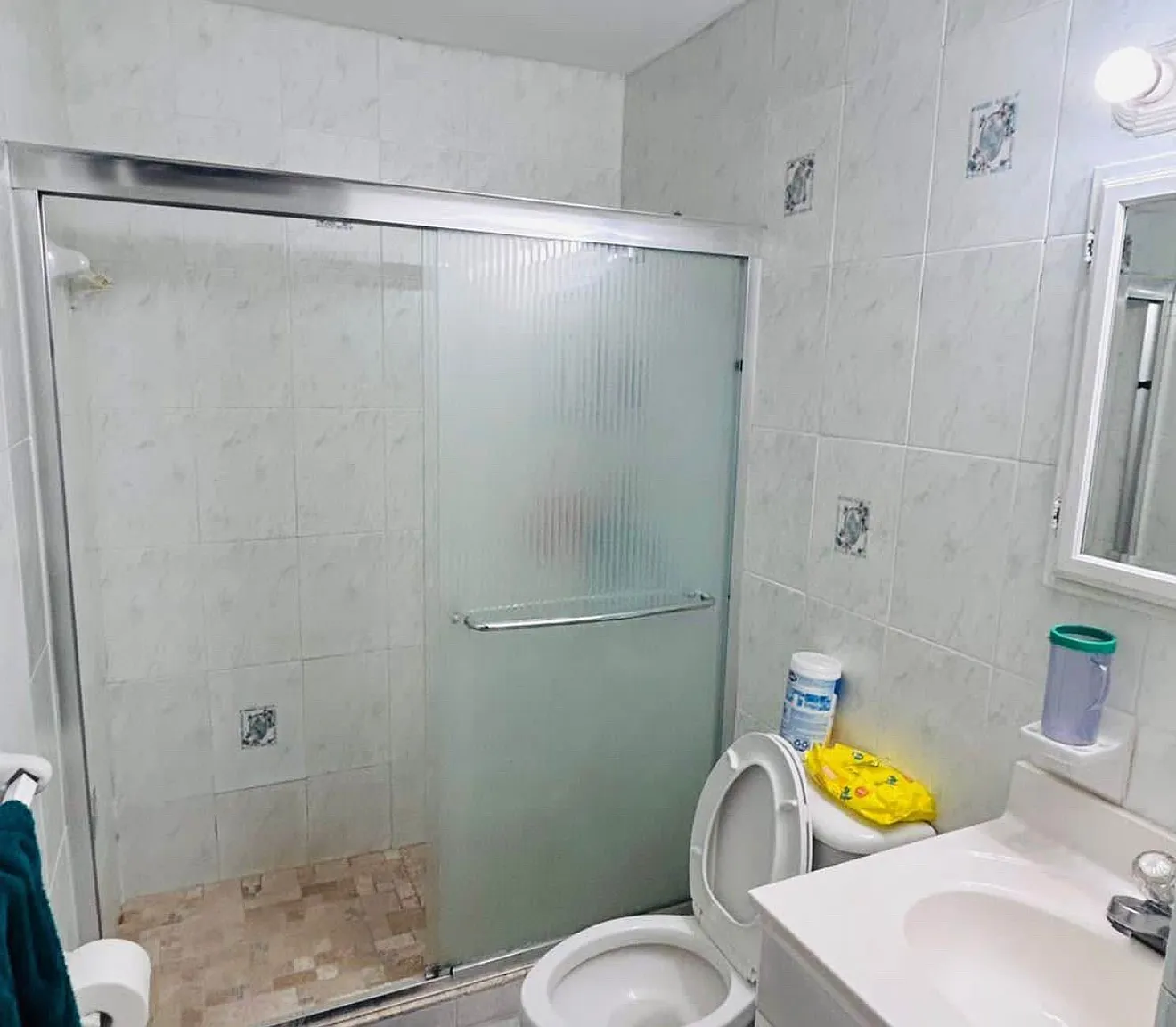 3 bed, 1099 sqft, $2,700 — Photo 3