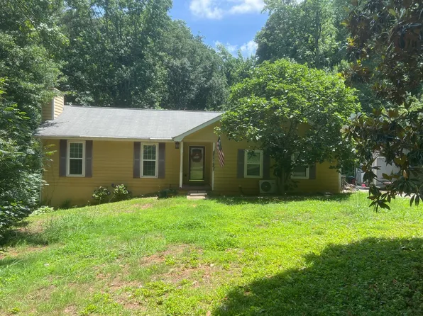 2732 King Arthur Ct, Buford, GA 30519