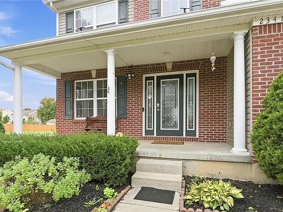 3rd image of 2341 Gerard Ct