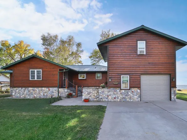 16611 329th Ave, Isle, MN 56342