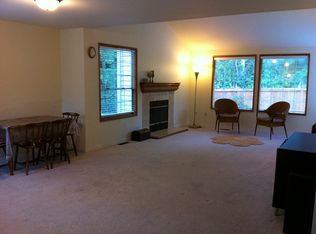 28 145th Pl SE, Bellevue, WA 98007