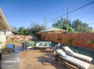 17242 Medallion Ave, Tustin, CA 92780