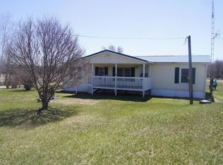 3249 N Adams Rd, Jonesville, MI 49250