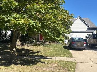 5153 Pecan Dr, Ypsilanti, MI 48197