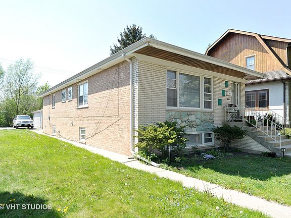 4th image of 3320 N Oconto Ave