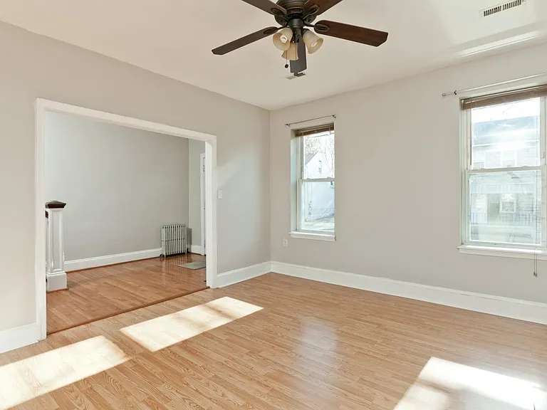 23 S Jefferson St — Photo 7