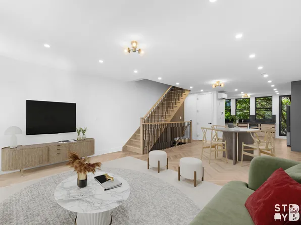 155 Monroe Street image 1 of 19