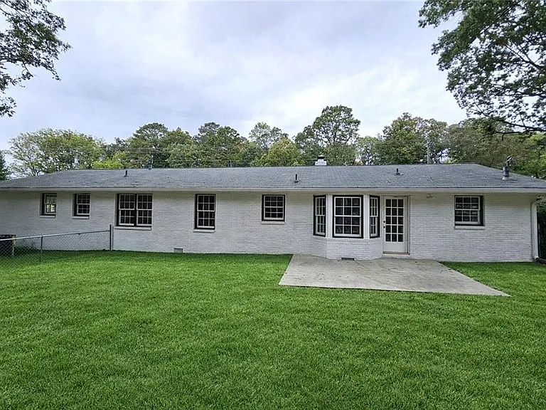 999 Braselton Hwy — Photo 2