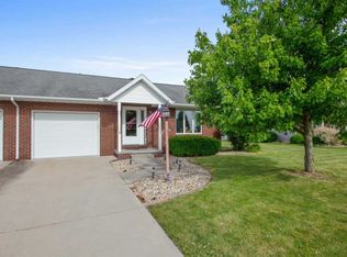 705 Kingwood Dr, El Paso, IL 61738