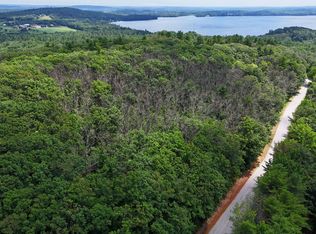 35 Maple Hill Rd, Auburn, ME 04210