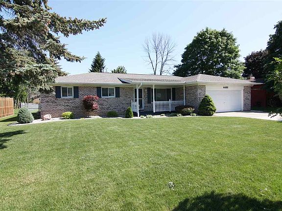 2nd image of 4432 Jasmine Dr