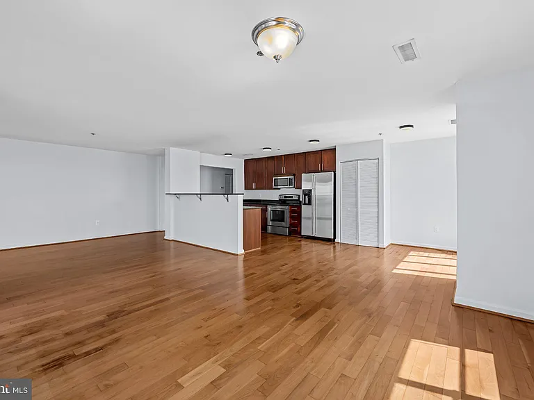 2702 Lighthouse Point E #E-738 — Photo 12