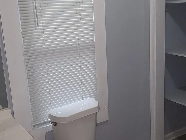 424 Middlesex St — Photo 25