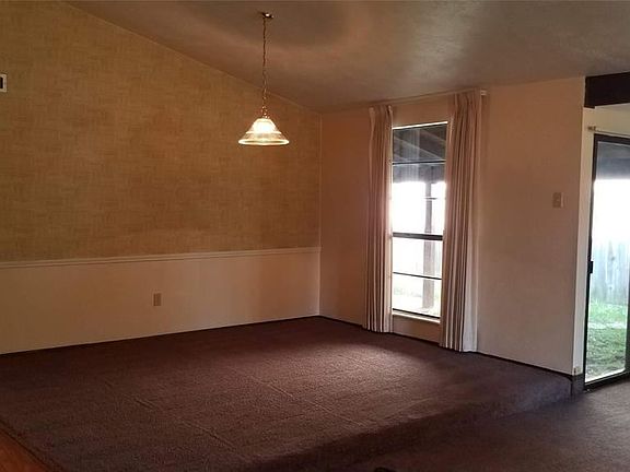 4th image of 5614 Hardwood Forest Dr
