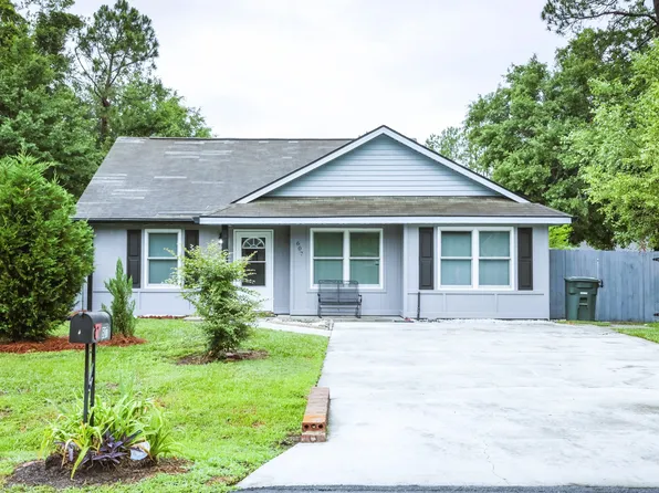607 Scott St, Hinesville, GA 31313