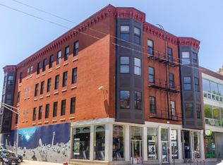 1735 W Division St #201, Chicago, IL 60622