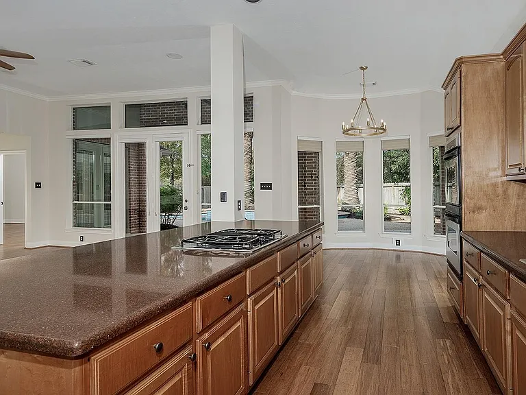 38 Eagle Mead Pl — Photo 14