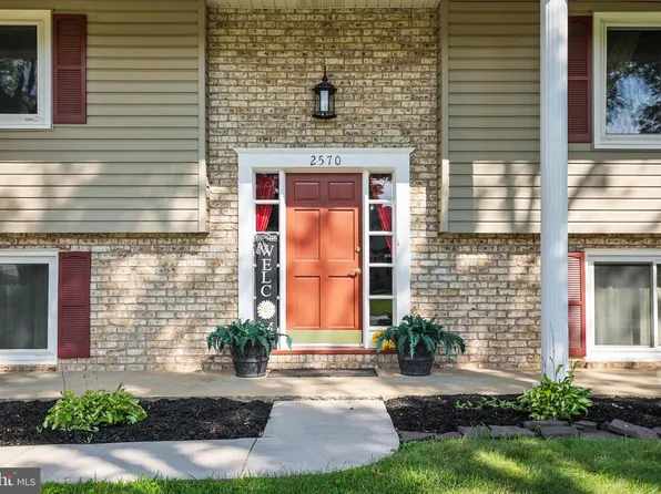 2570 Primrose Ln, York, PA 17404