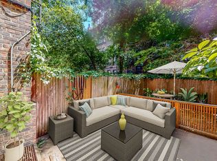 318 E 89th St APT 1B, New York, NY 10128