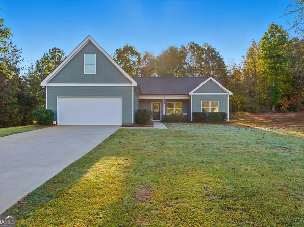 189 Oakwood Dr, Commerce, GA 30529